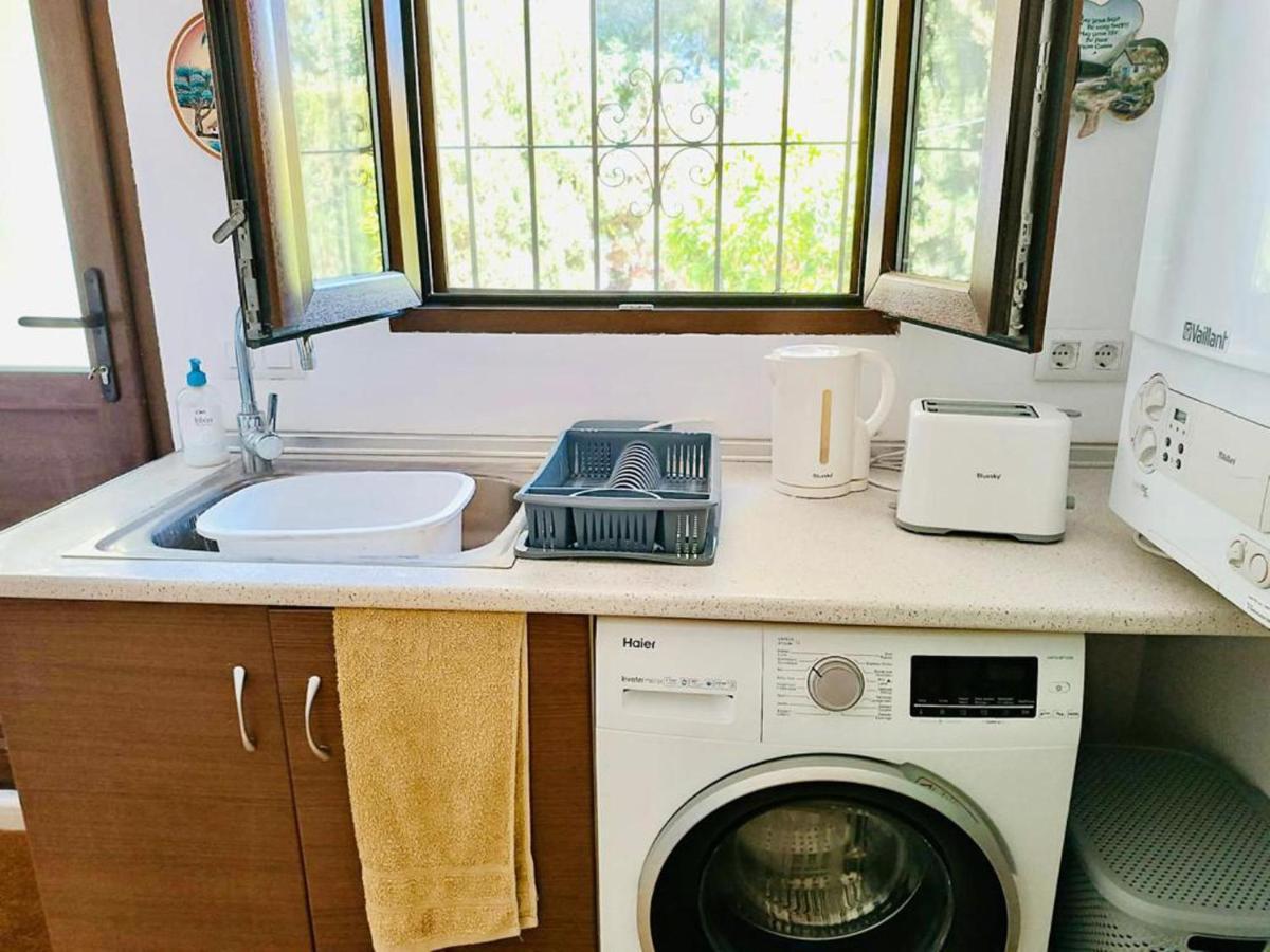 1-Bed Apartment Close To Moraira Town Centre Экстерьер фото